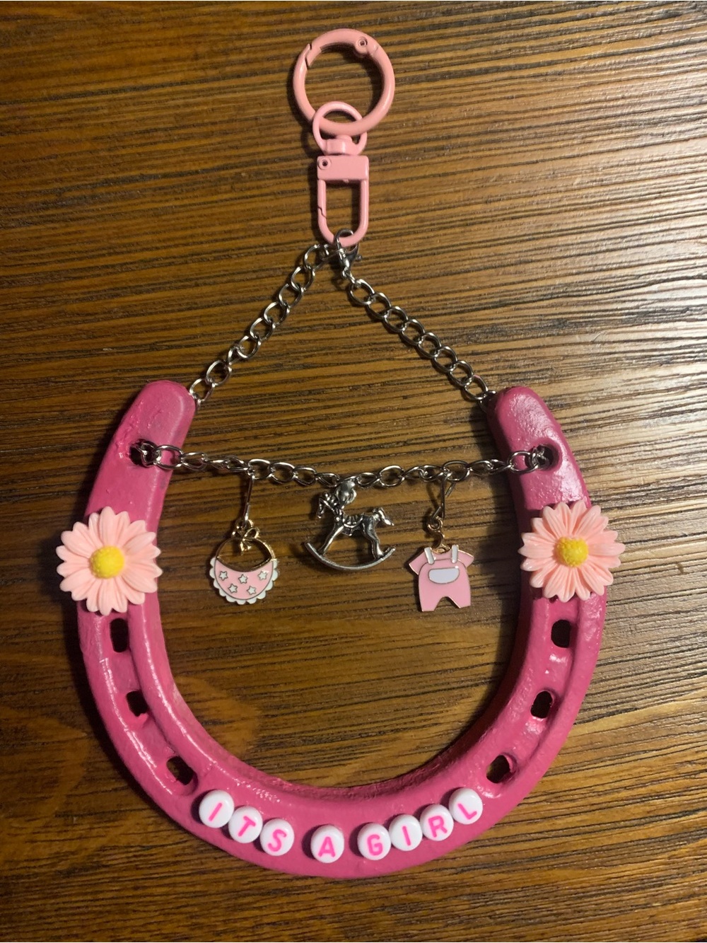 “It's A Girl' Cast Iron Horseshoe Keepsake
